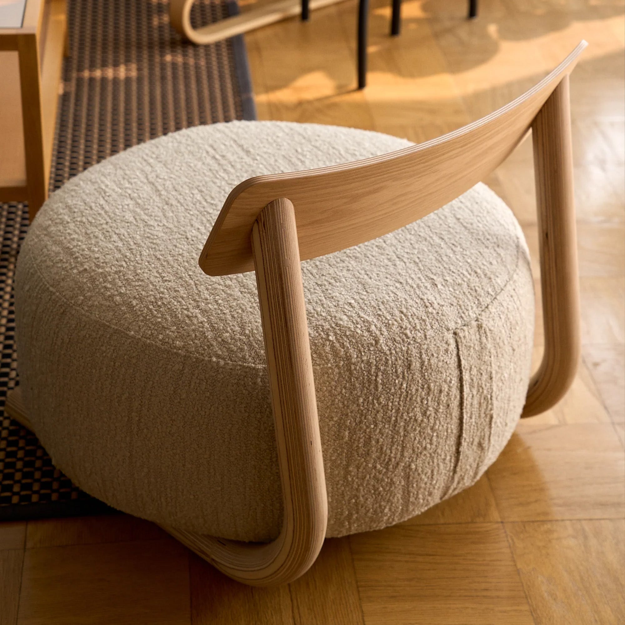 Maamuna Lounge Chair