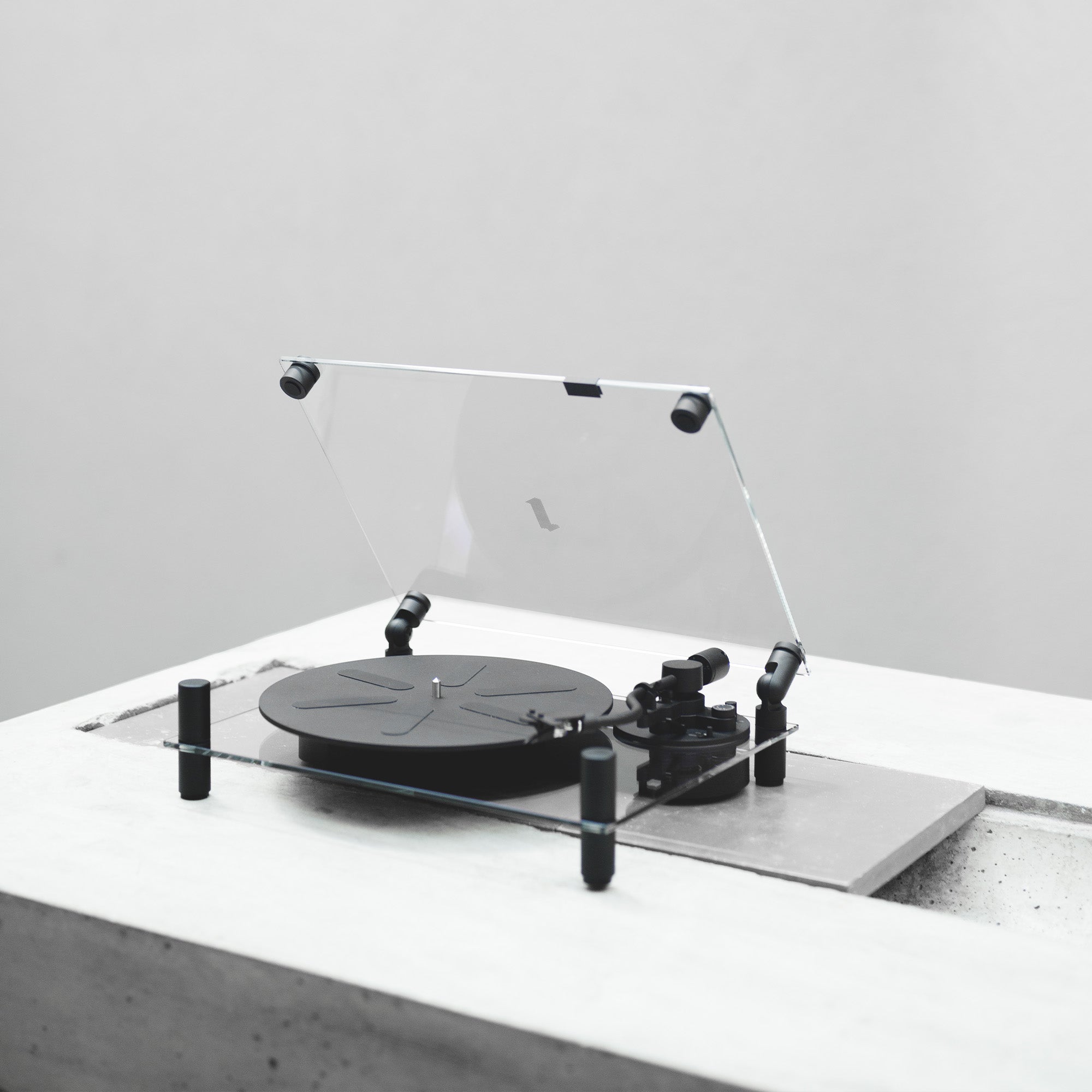 Transparent Turntable