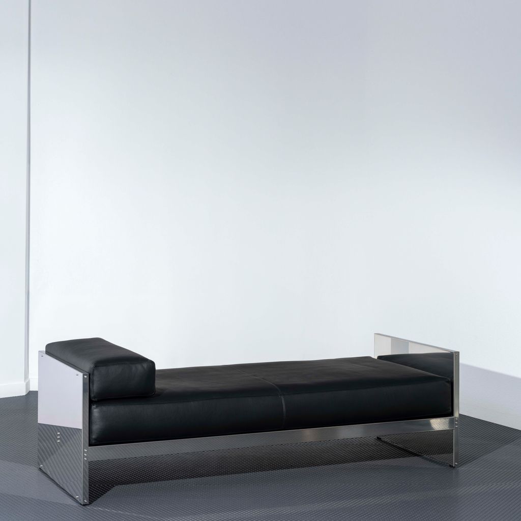 NMAM Core Daybed